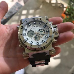Titan Clock Watch